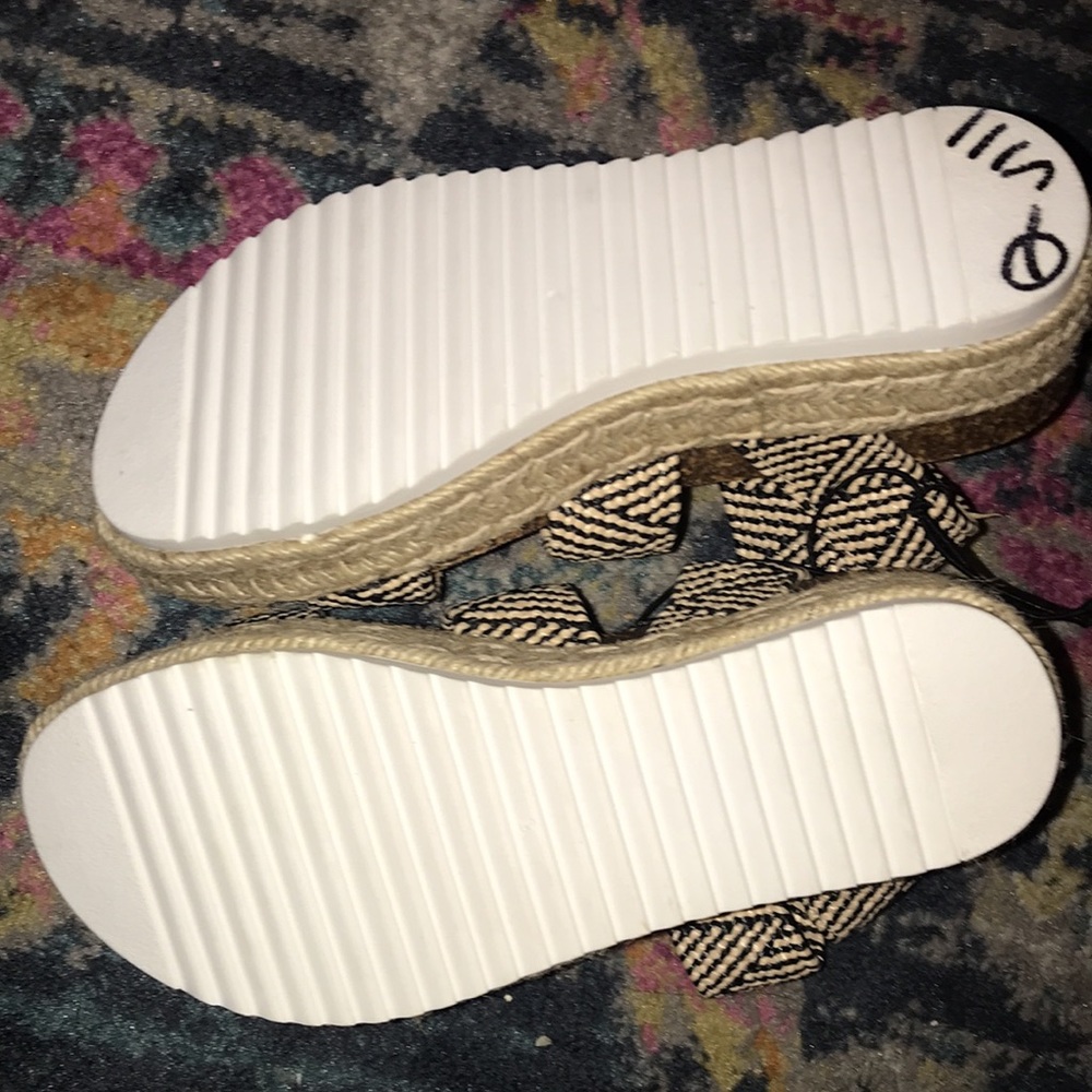 Steve Madden Kimmie Open Toe Casual Espadrille Sandals in tan and black - Picture 9 of 13